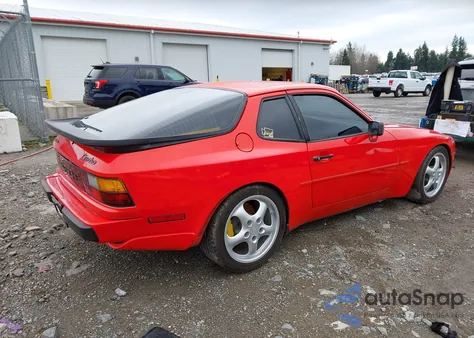 1986 Porsche 944 из США, поврежденный, VIN WP0AA0953GN156076